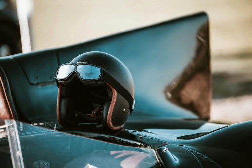 L'art de piloter : l'équilibre entre vitesse et précision dans l'univers automobile